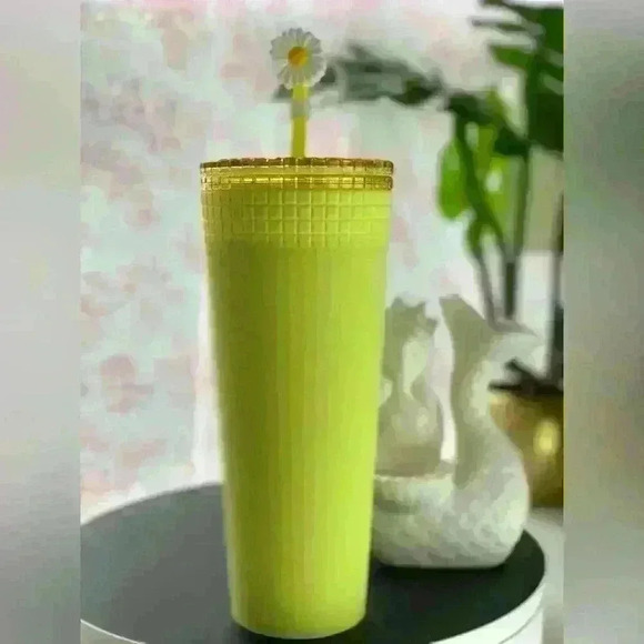 Starbucks Yellow grid 2023 Tumbler with Daisy straw topper - Picture 8 of 14